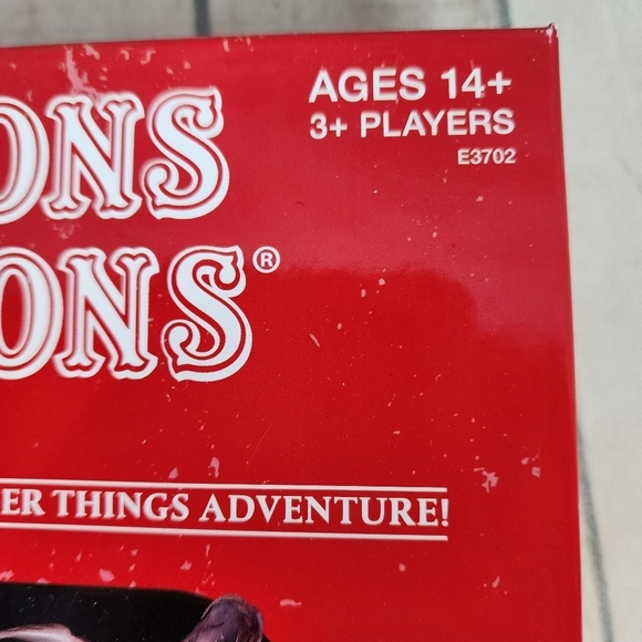 Stranger Things Dungeons & Dragons Starter Set D&D Role-playing  Game 2018 - Picture 4 of 16